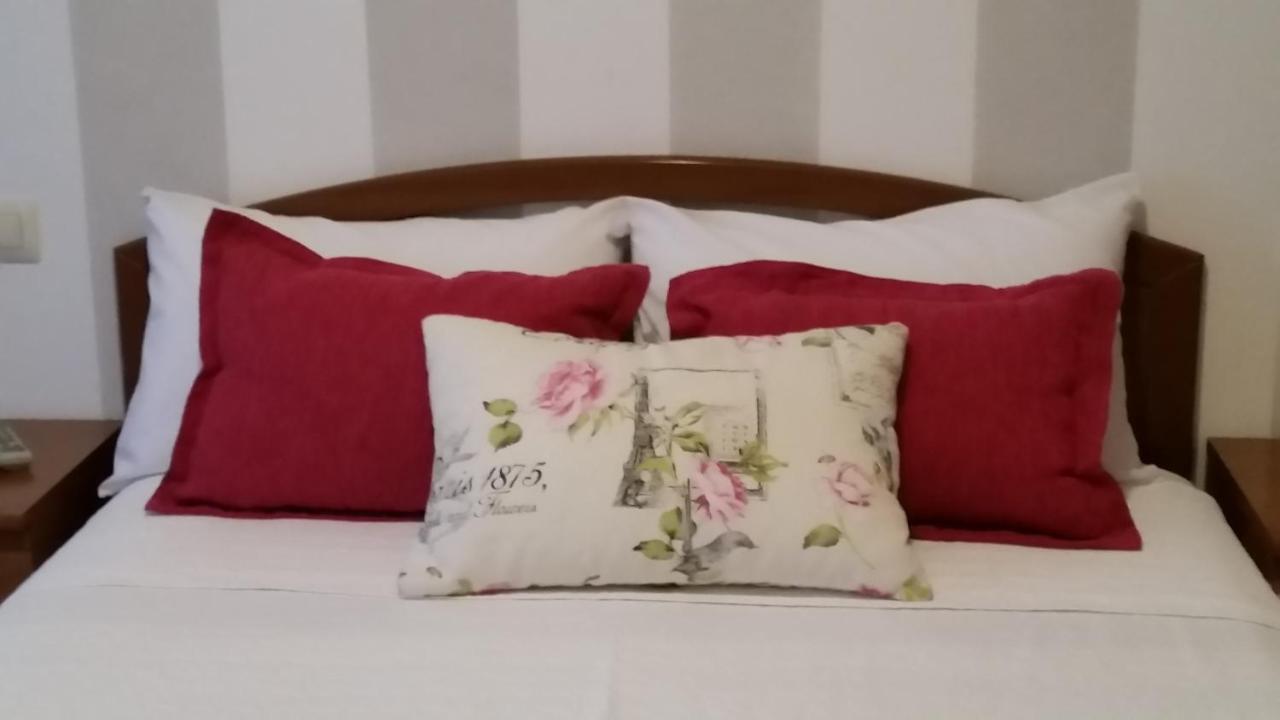 Apartamentos Timon Puerto O Grove Dış mekan fotoğraf